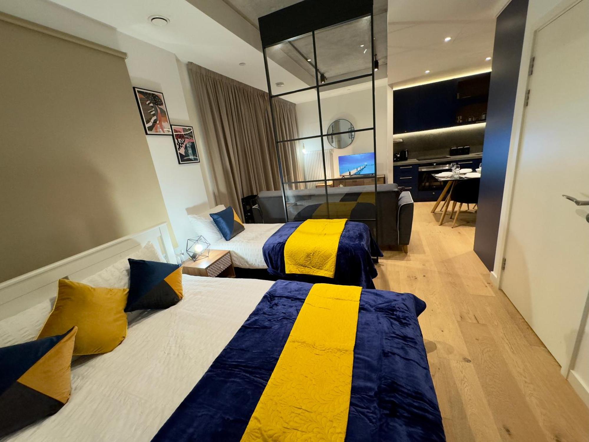 Amazing Cosy Apartment, Next To O2 Arena And Close To London Excel, Secure Parking Exterior photo